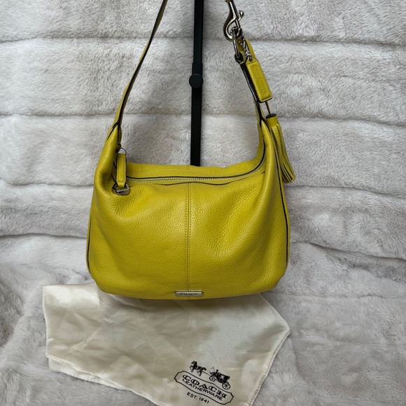 Coach Hobo handbag - Picture 2 of 9